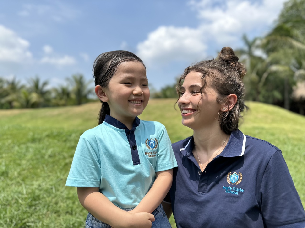 May Sản xuất đồng phục học sinh